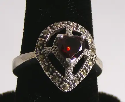  Sterling Silver Garnet Marcasite Ring Size 7.5