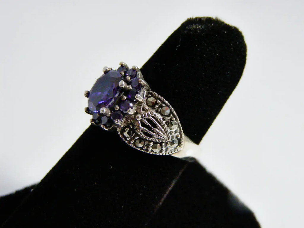 Sterling Silver Amethyst and Marcasite Ring Size 7.25