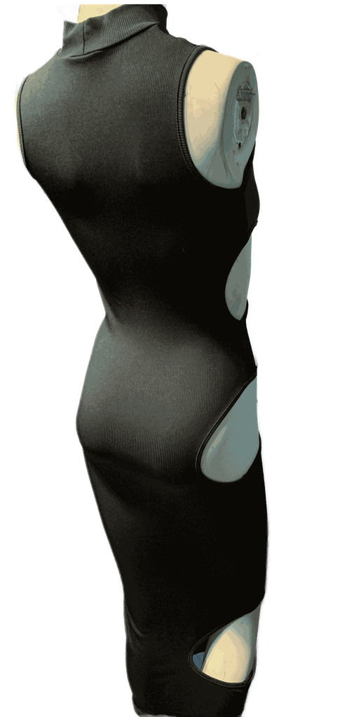 black maxi 2.webp