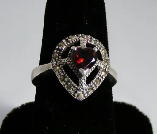  Sterling Silver Garnet Marcasite Ring Size 7.5